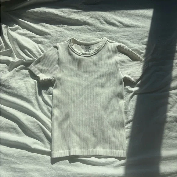 Ardene Cream Ribbed Tee - Picture 3 of 3